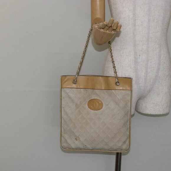 CHANEL Chain Tote Bag Lamb Skin Beige Gold CC Auth gh972 - Picture 1 of 16